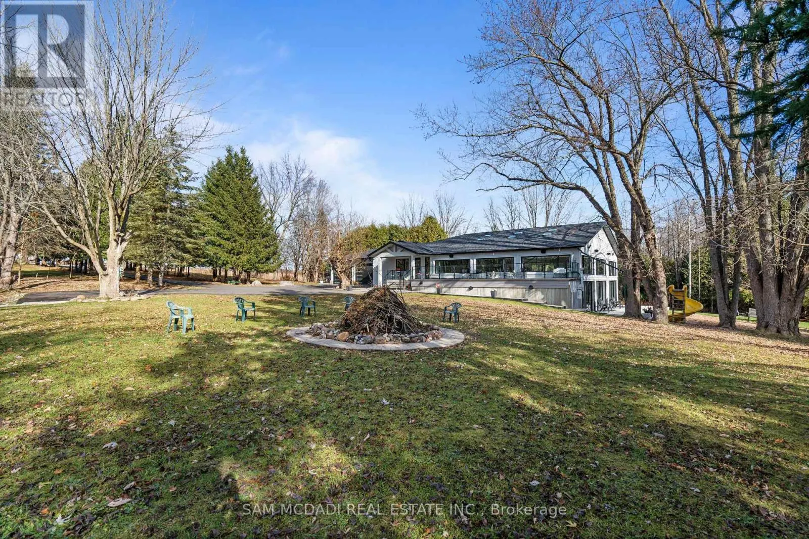 2993 INNISFIL BEACH ROAD