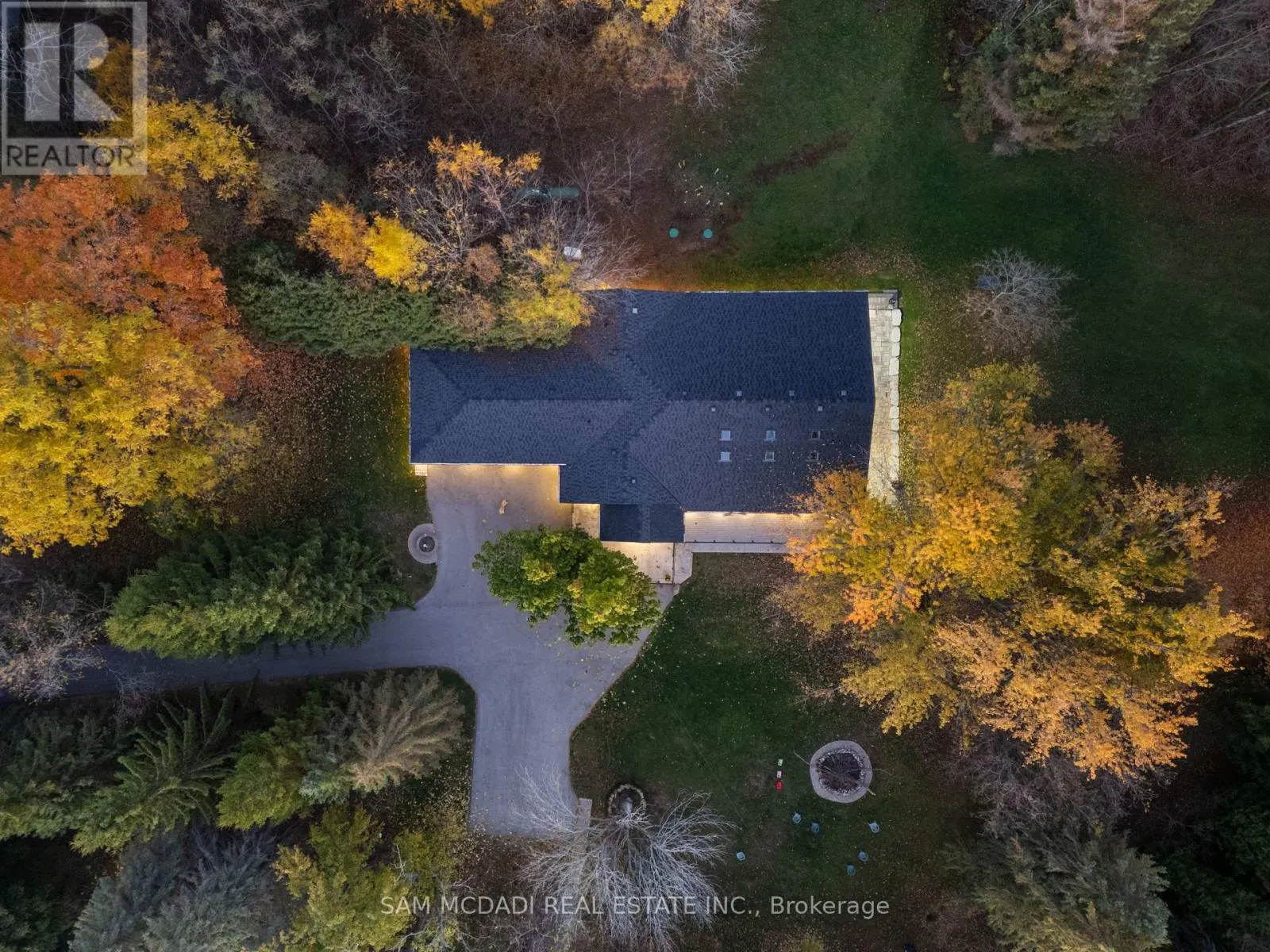 2993 INNISFIL BEACH ROAD