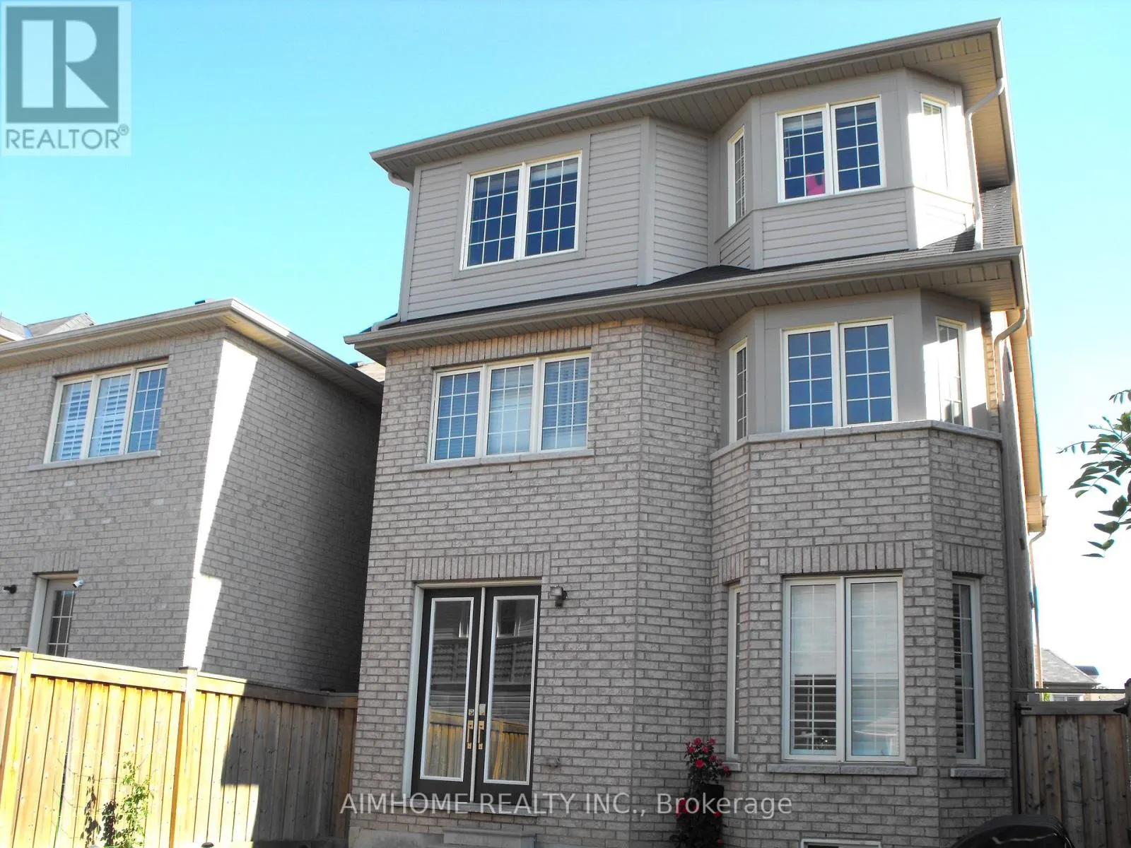 18 SADDLEBROOK DRIVE