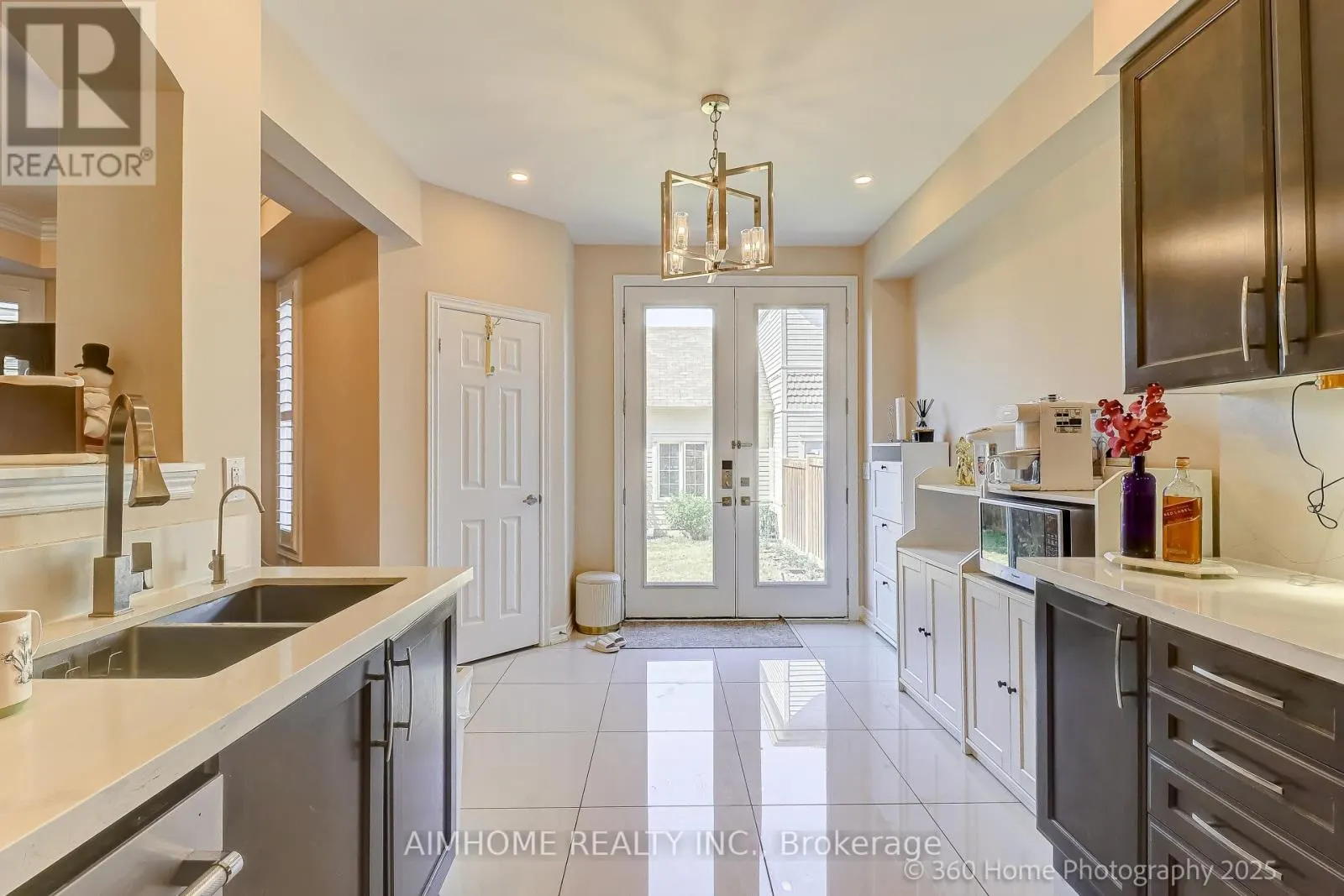 18 SADDLEBROOK DRIVE