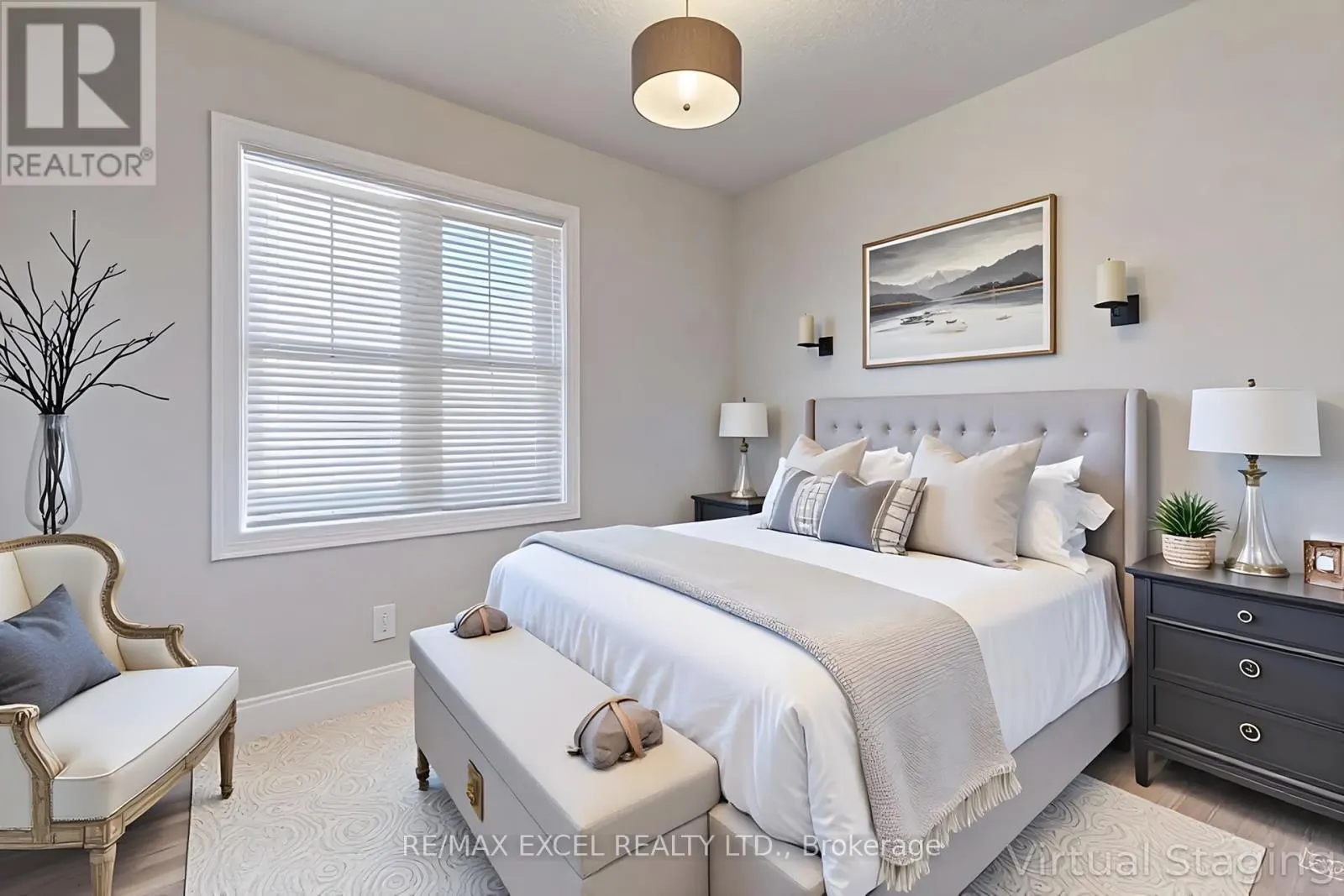 COACH - 525 COUNTRY GLEN ROAD