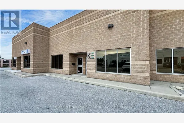 8&9 - 195 CLAYTON DRIVE