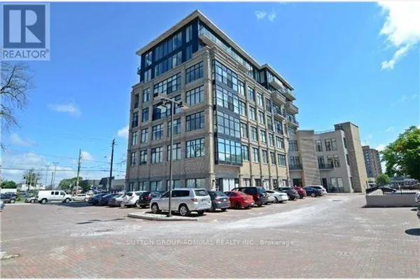 208 - 10376 YONGE STREET
