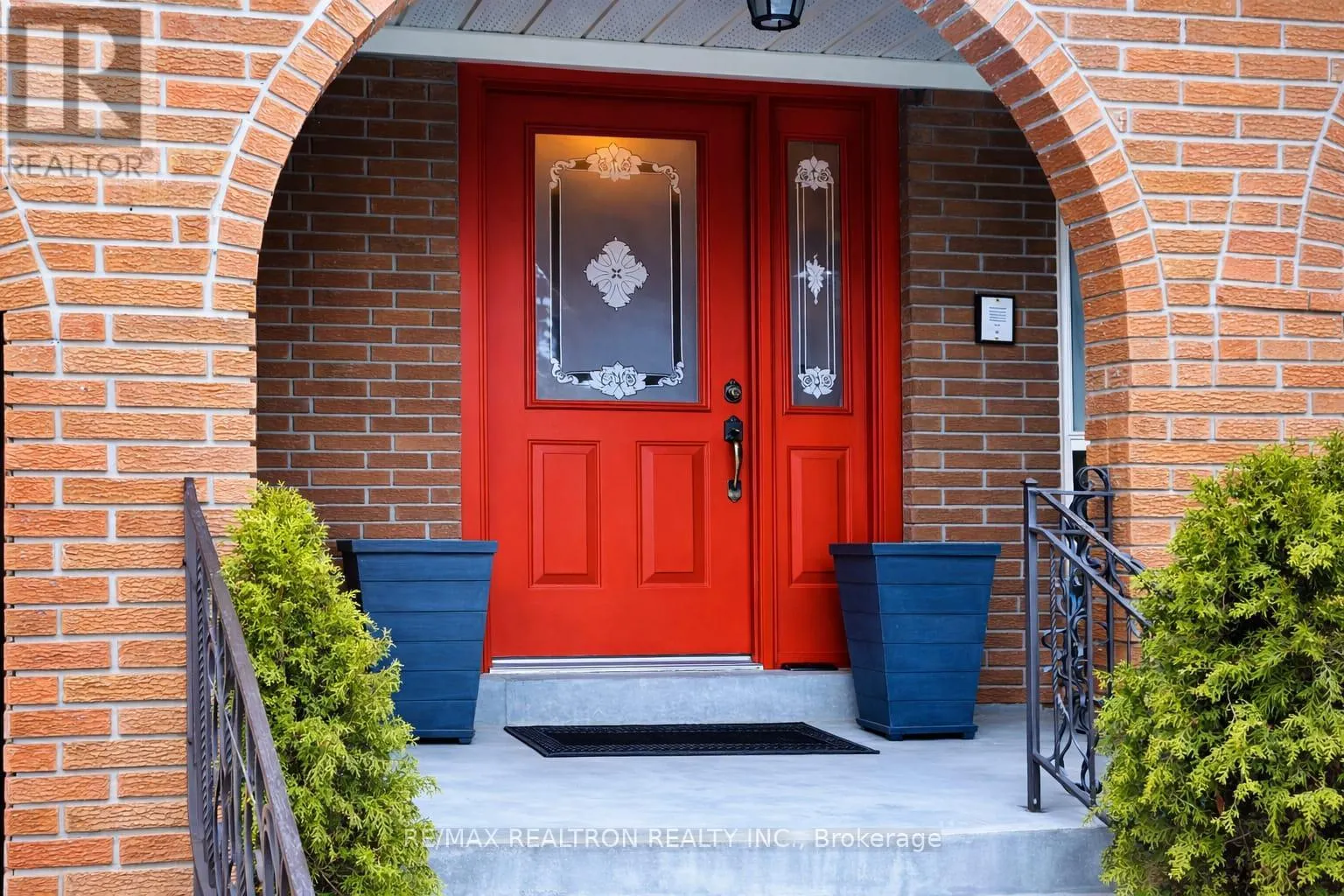 42 BANNER LANE