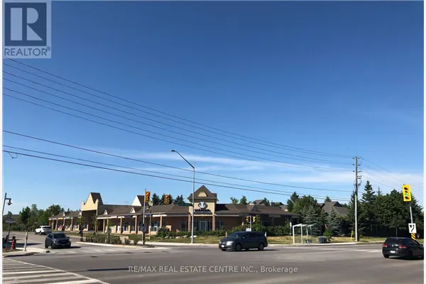 7 - 5 SWAN LAKE BOULEVARD