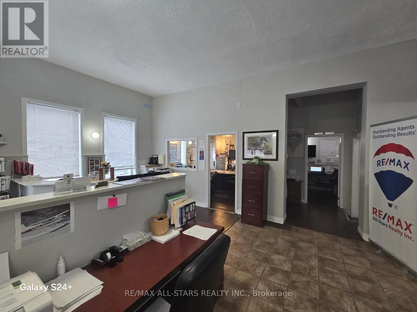 1 ALBERT STREET S