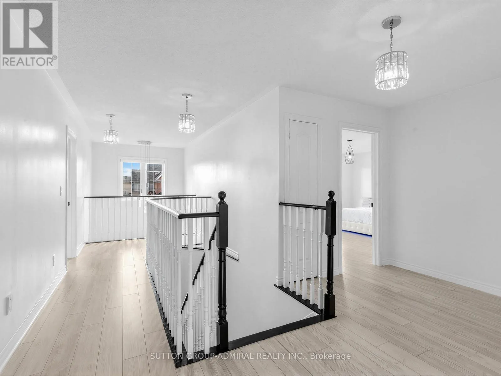 96 MOUNT CRESCENT
