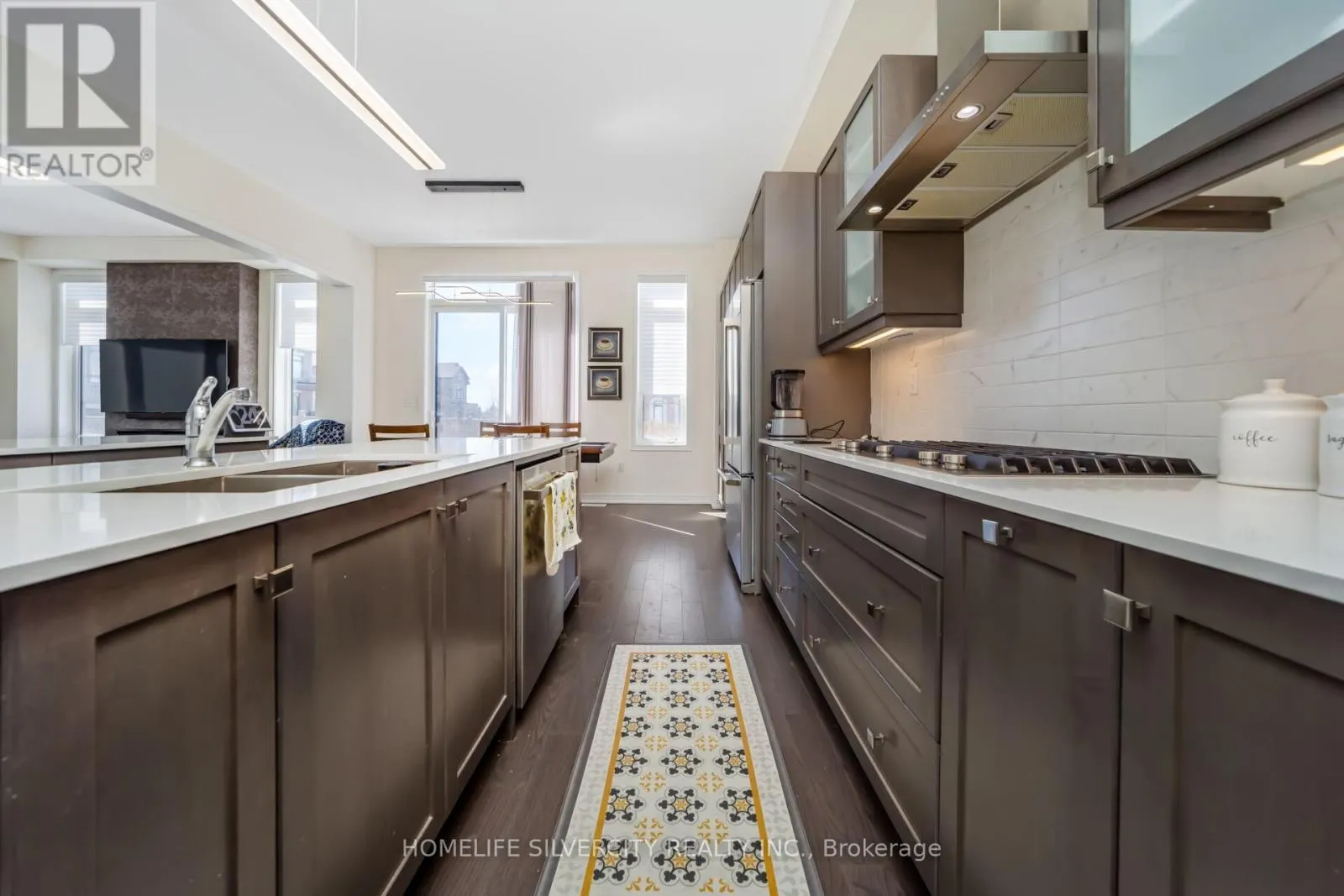 31 CANARD DRIVE