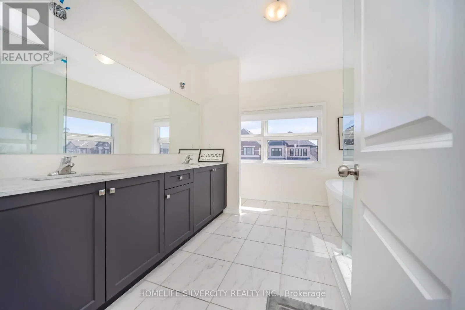 31 CANARD DRIVE