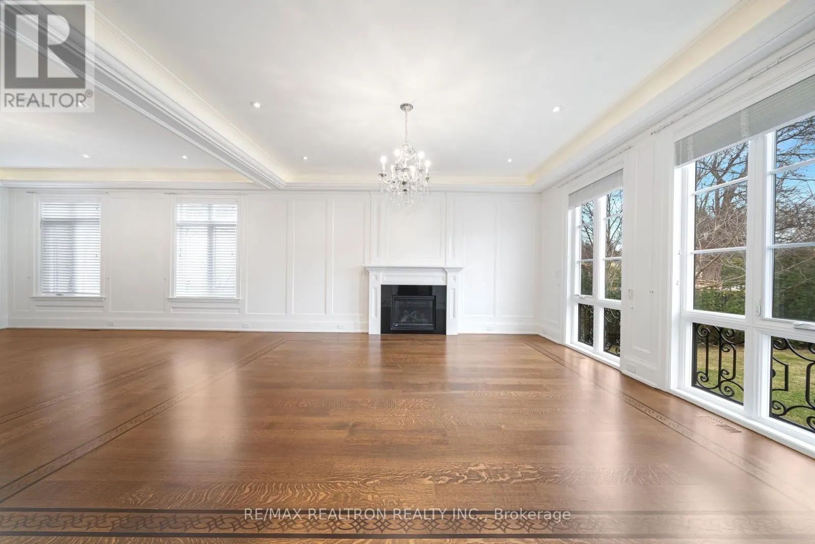 9 THORNBANK ROAD