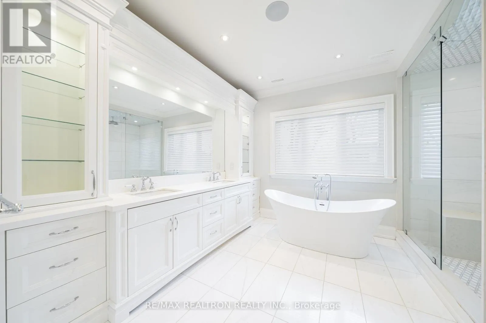 9 THORNBANK ROAD