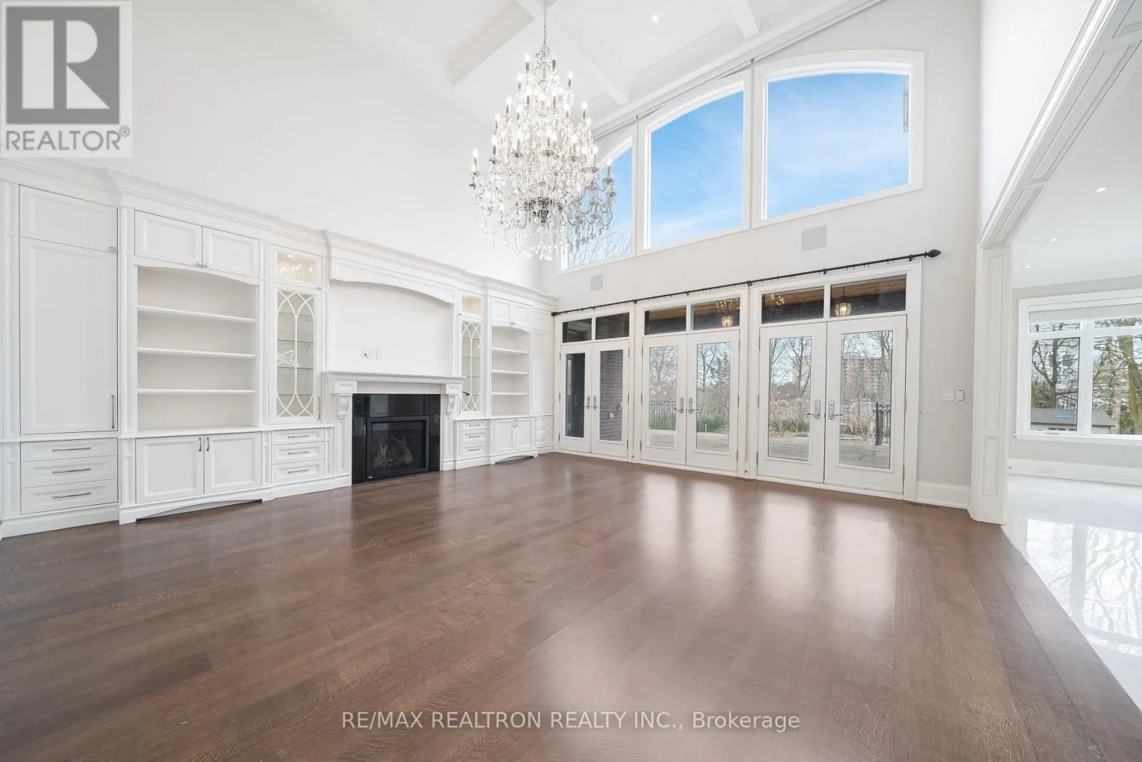 9 THORNBANK ROAD