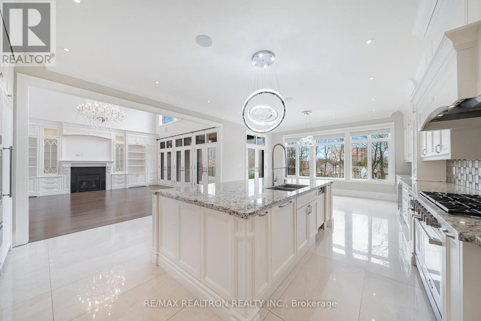 9 THORNBANK ROAD