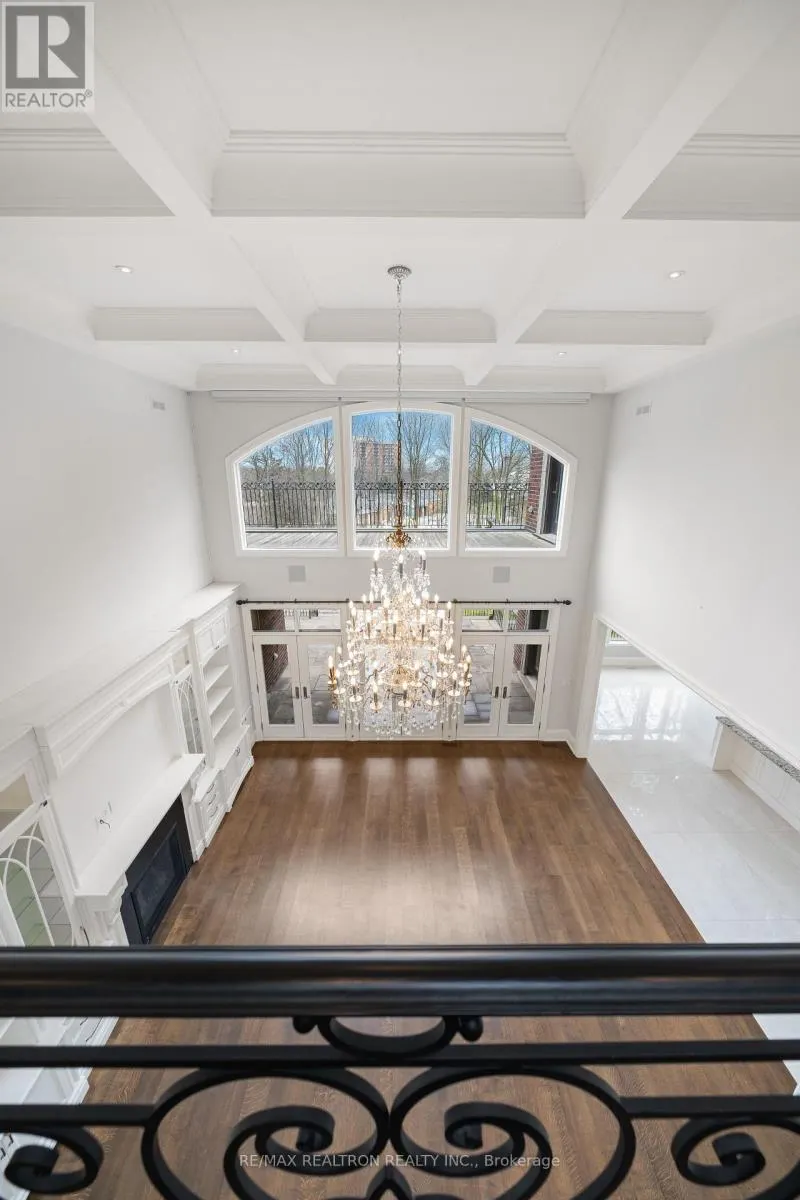 9 THORNBANK ROAD
