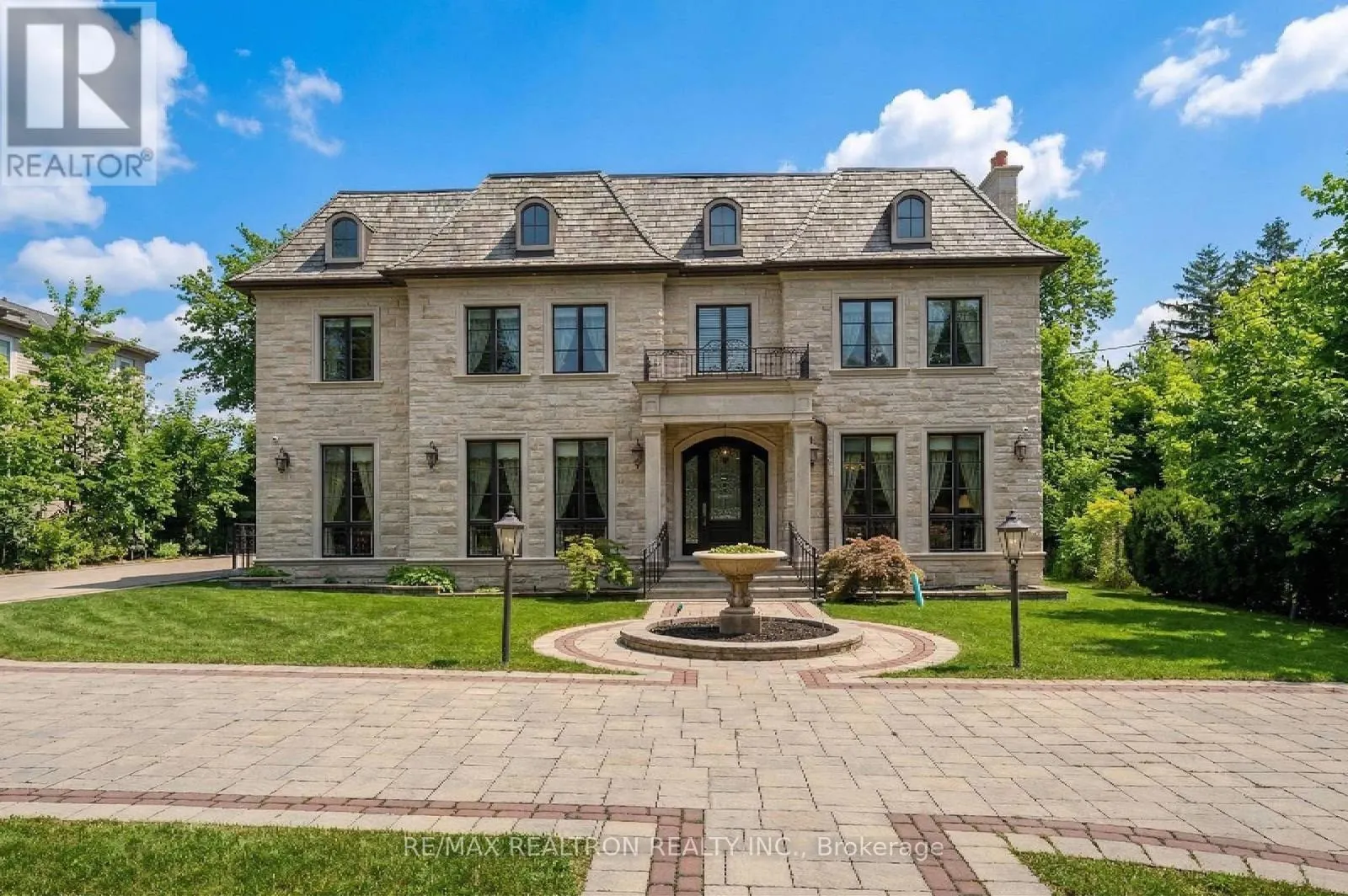 9 THORNBANK ROAD