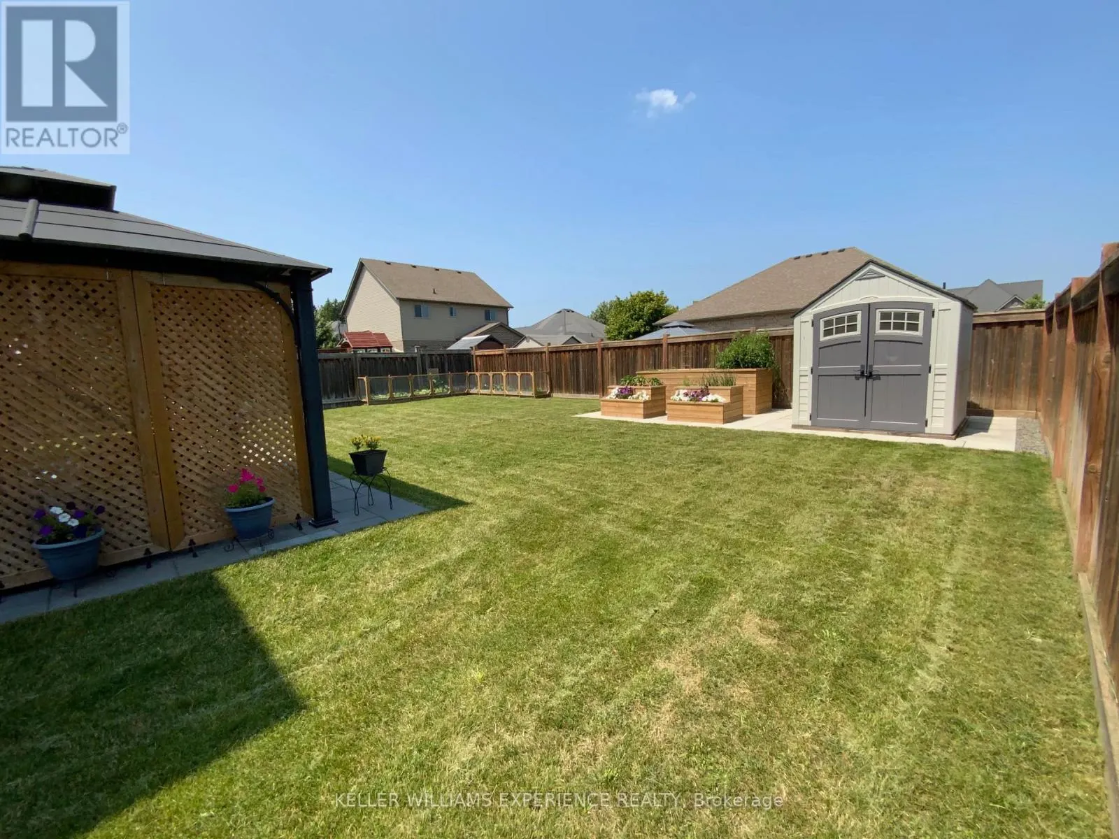 154 ARNOLD CRESCENT