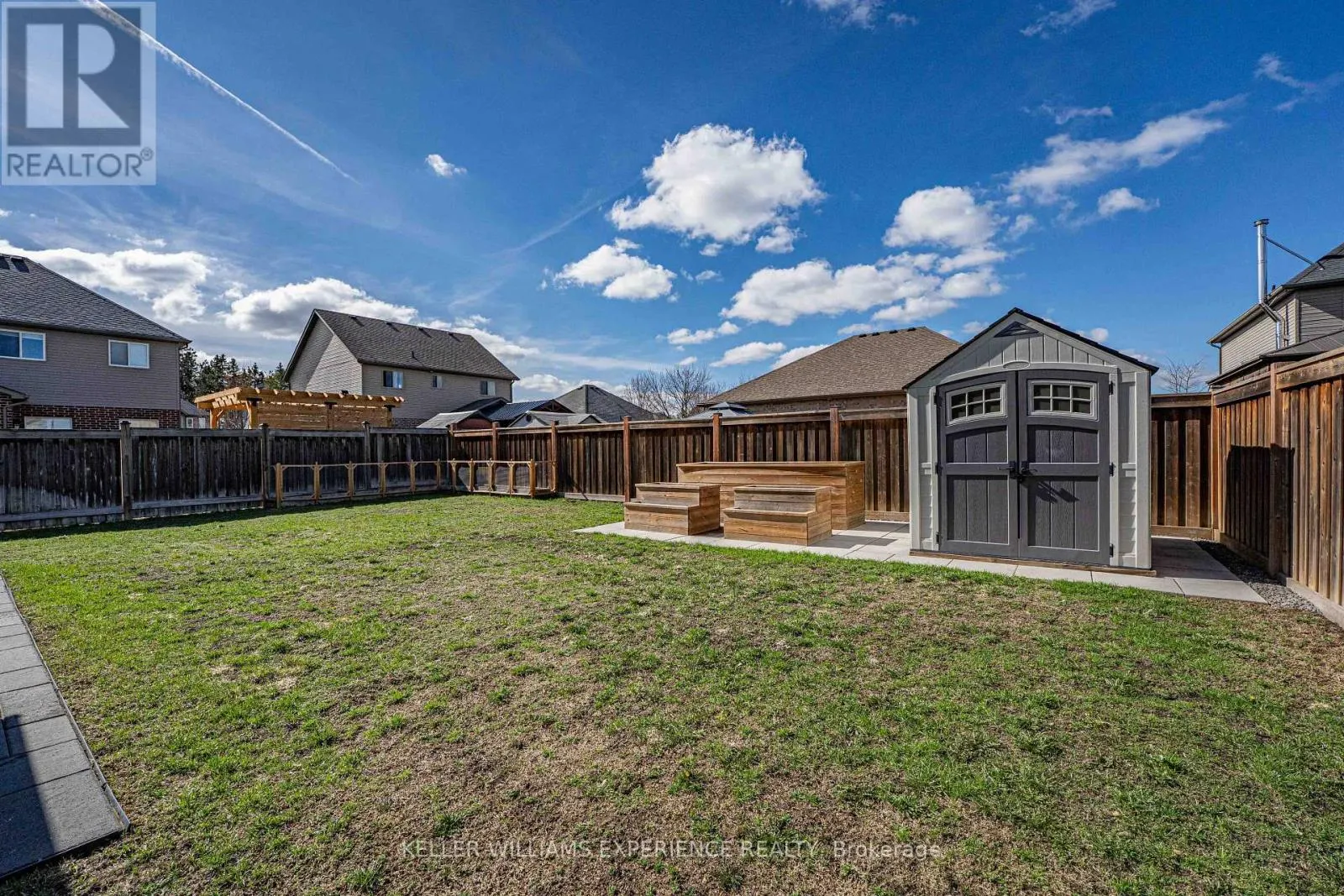154 ARNOLD CRESCENT
