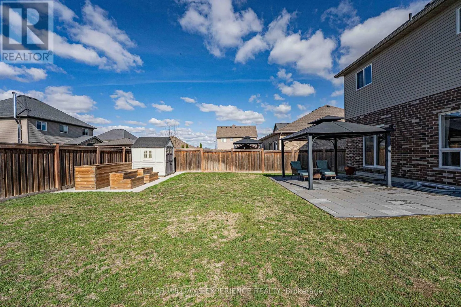 154 ARNOLD CRESCENT