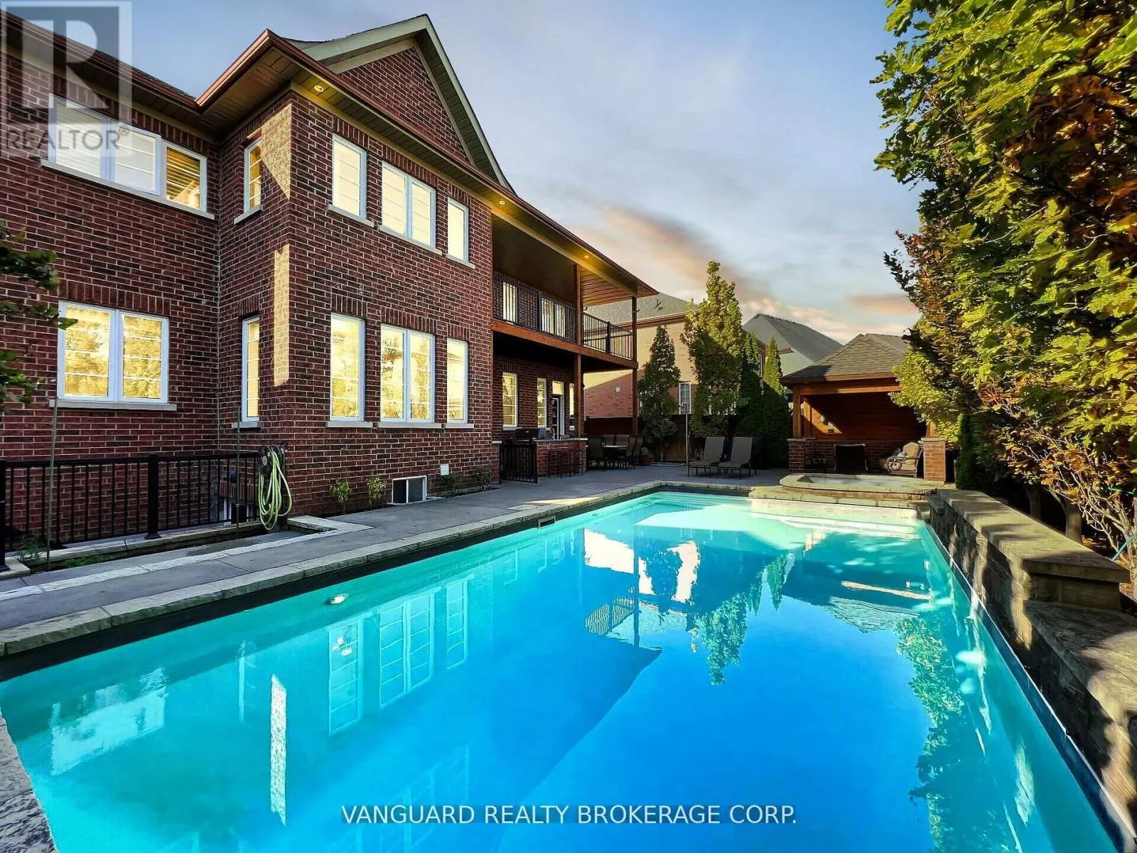 7 CAPE GEORGE TRAIL
