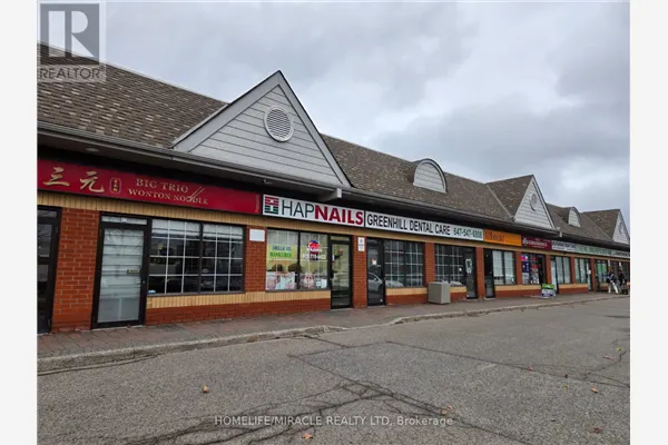 #16 - 9688 LESLIE STREET