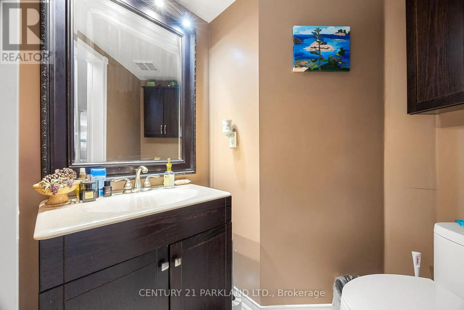40 LADY FERN DRIVE