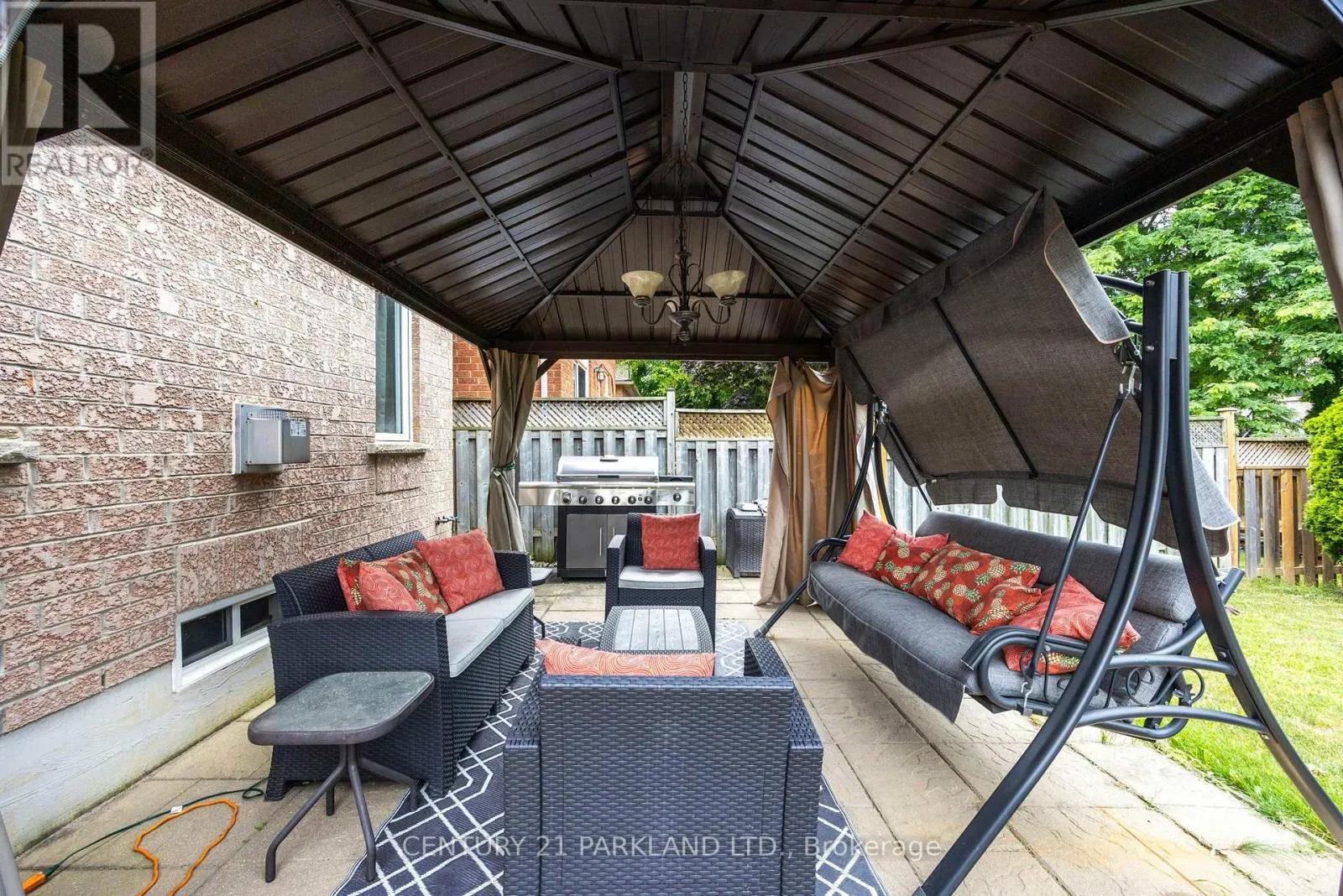 40 LADY FERN DRIVE