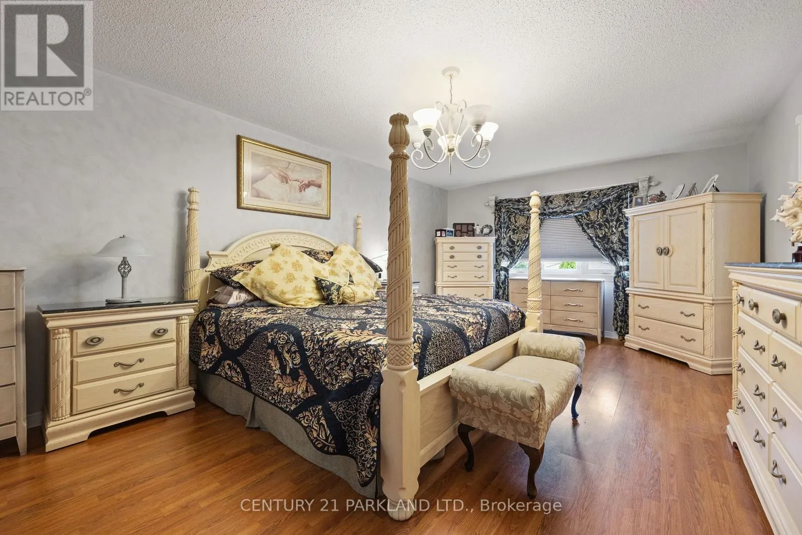 40 LADY FERN DRIVE