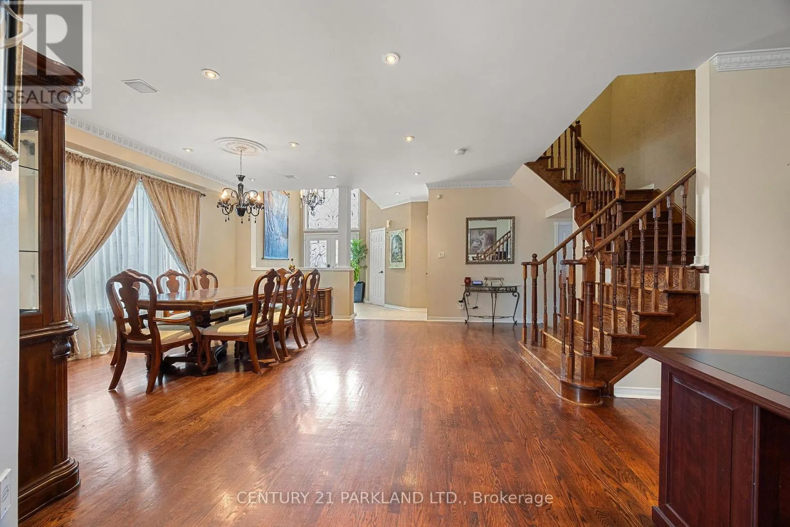 40 LADY FERN DRIVE
