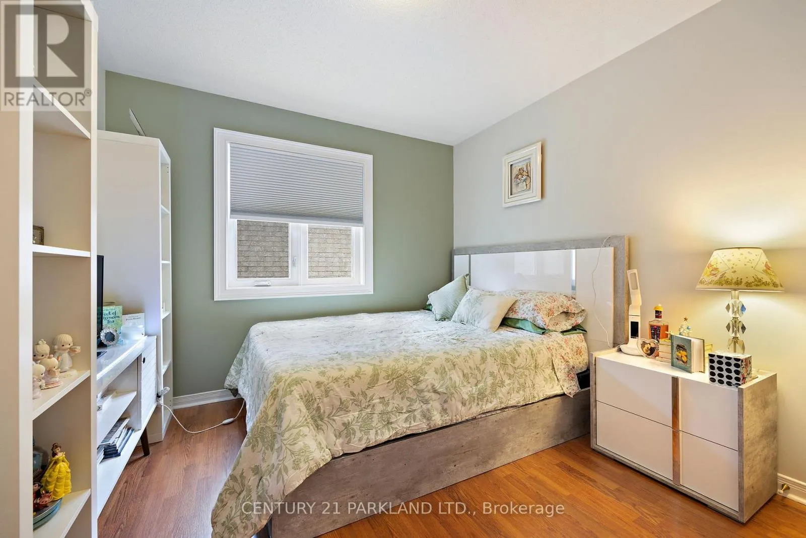 40 LADY FERN DRIVE