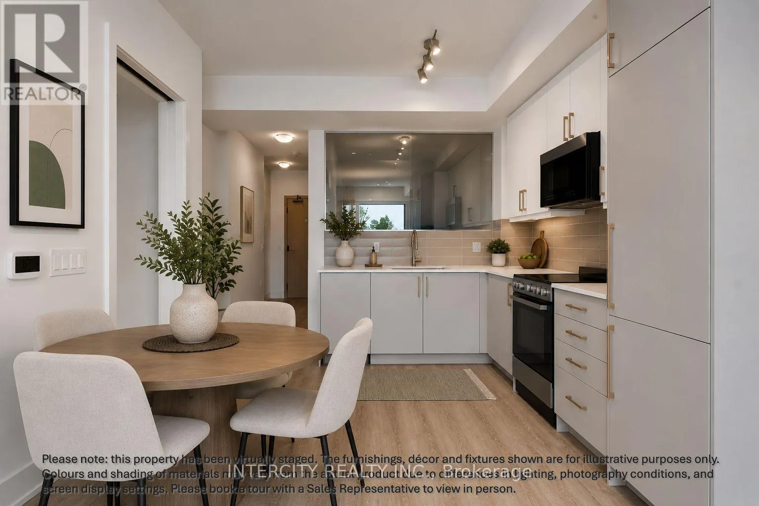 326 - 2075 KING ROAD