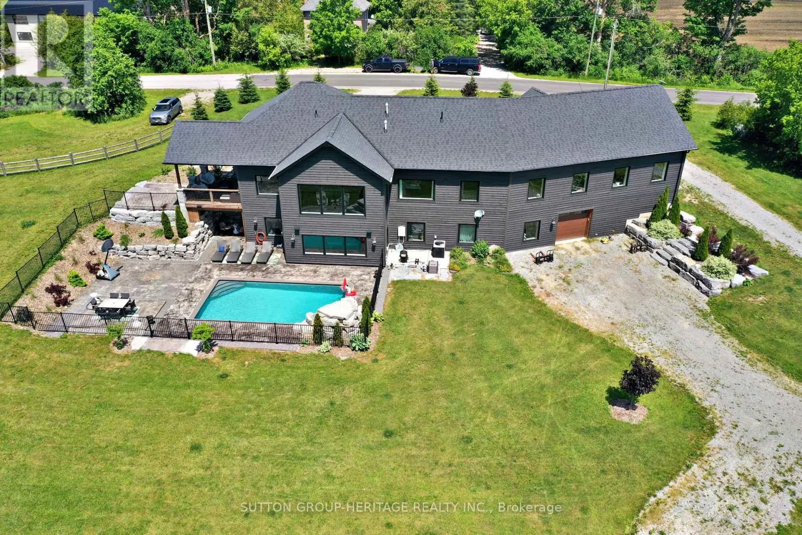 1766 CONCESSION 13 ROAD