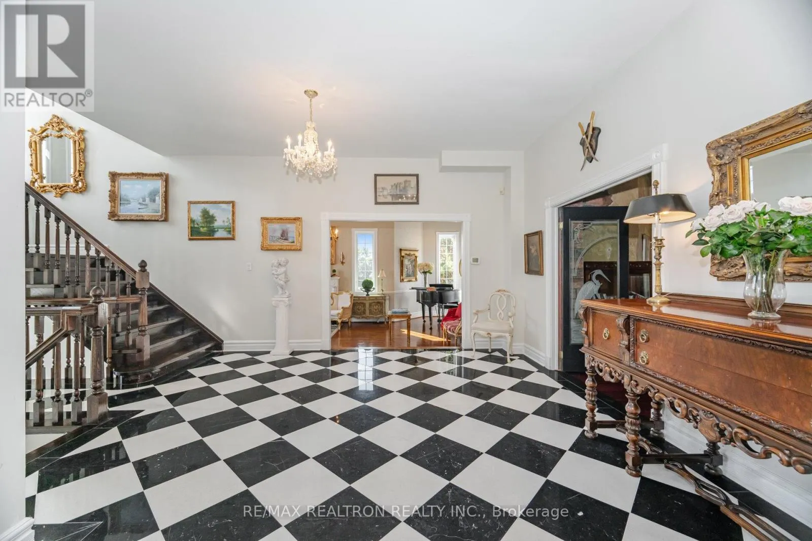 95 LOCH ERNE LANE
