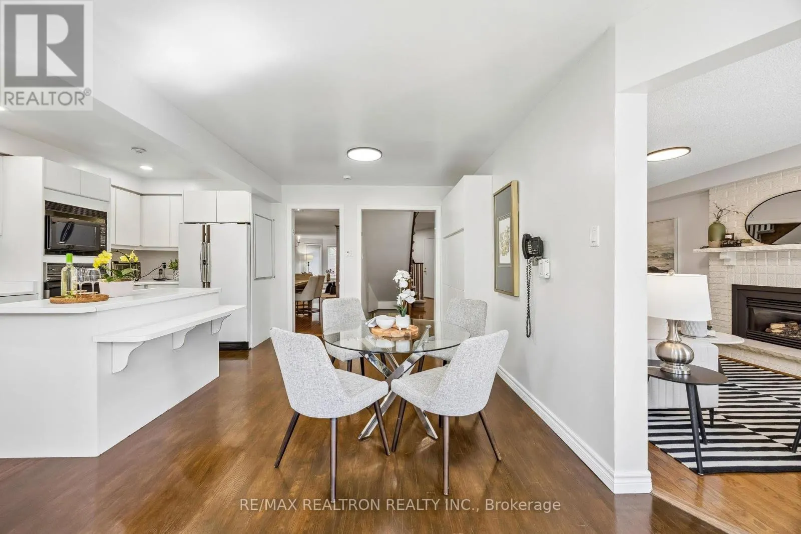 37 DUNDURN CRESCENT