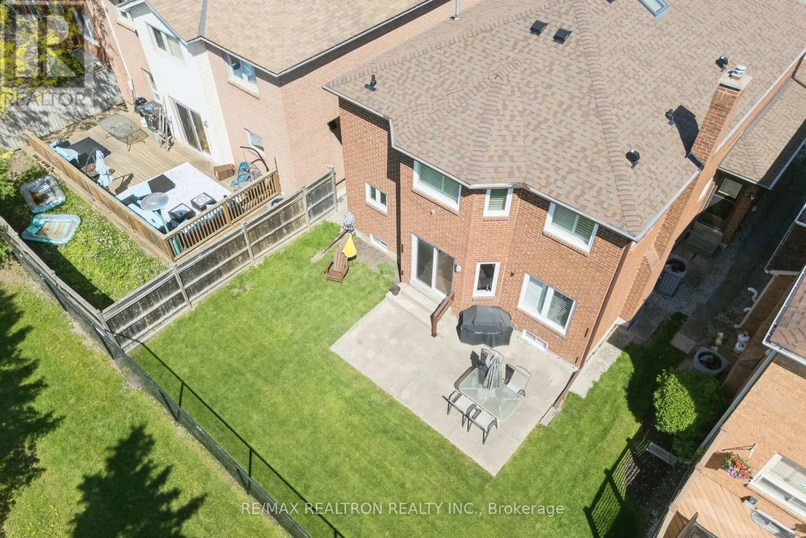 37 DUNDURN CRESCENT