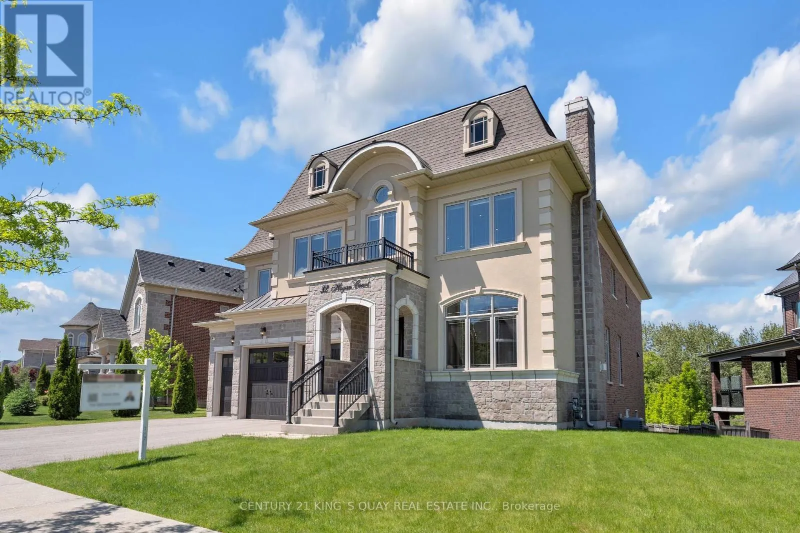 32 HOGAN COURT