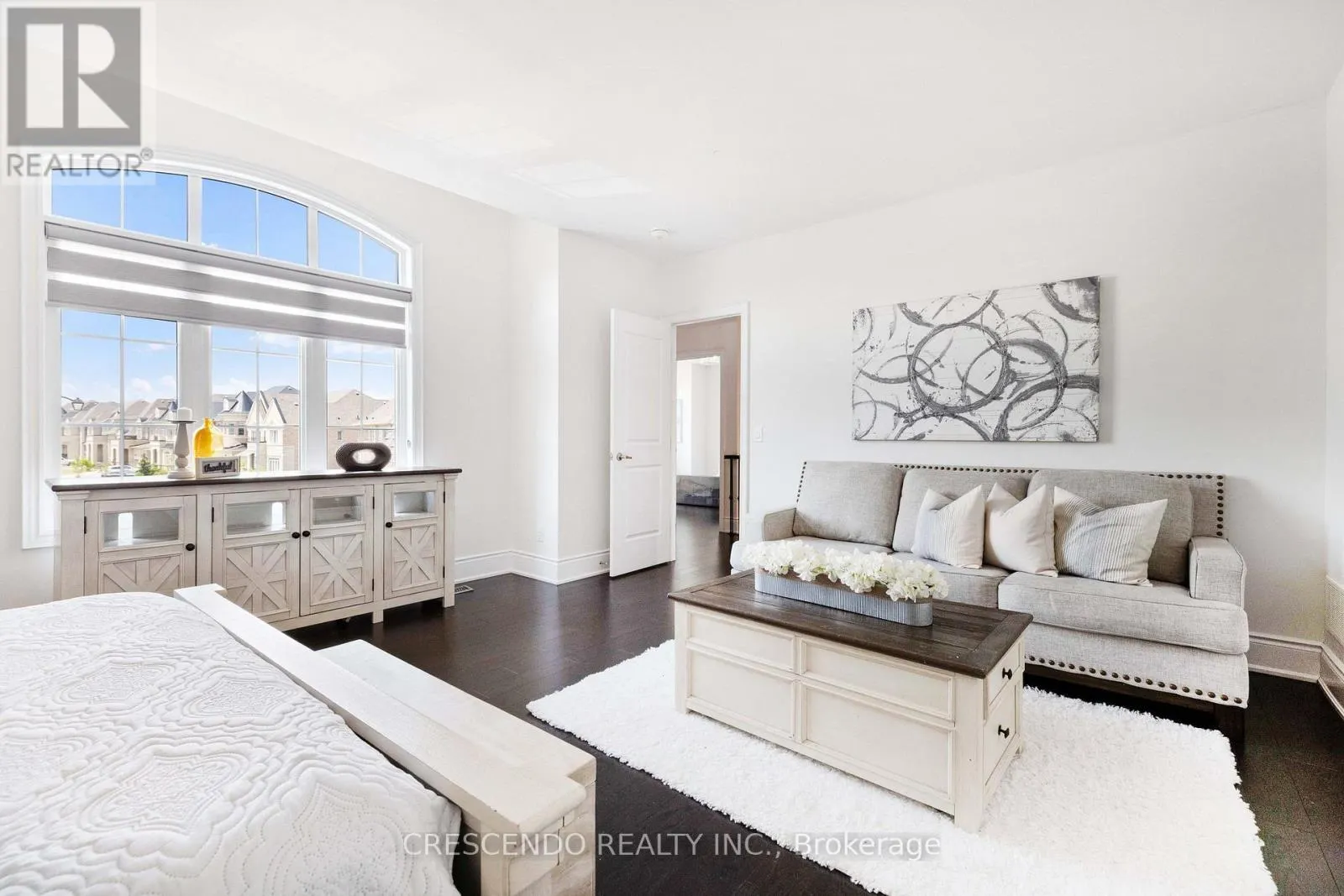 171 WOODGATE PINES DRIVE
