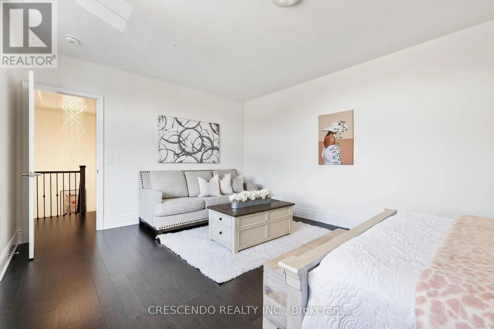 171 WOODGATE PINES DRIVE