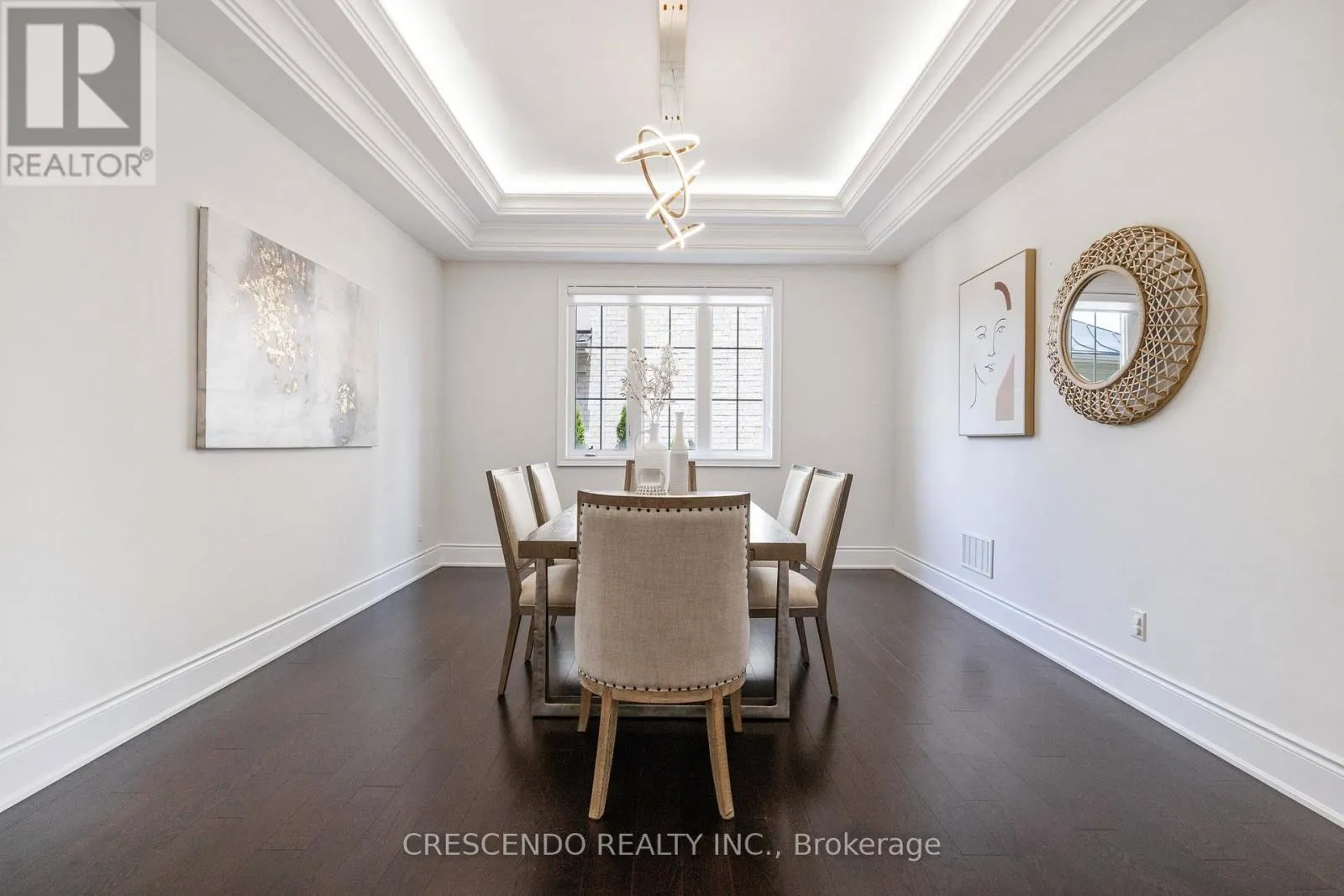 171 WOODGATE PINES DRIVE