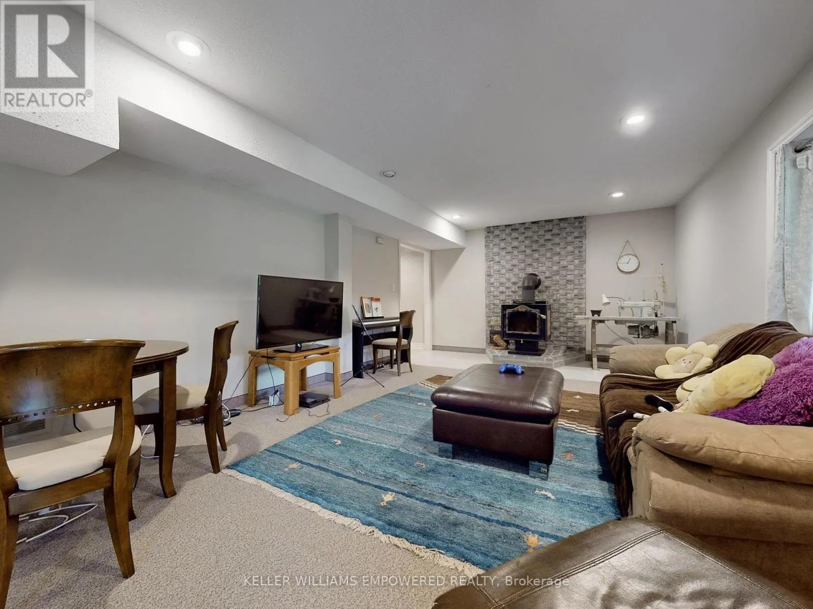 788 WOODLAND ACRES CRESCENT