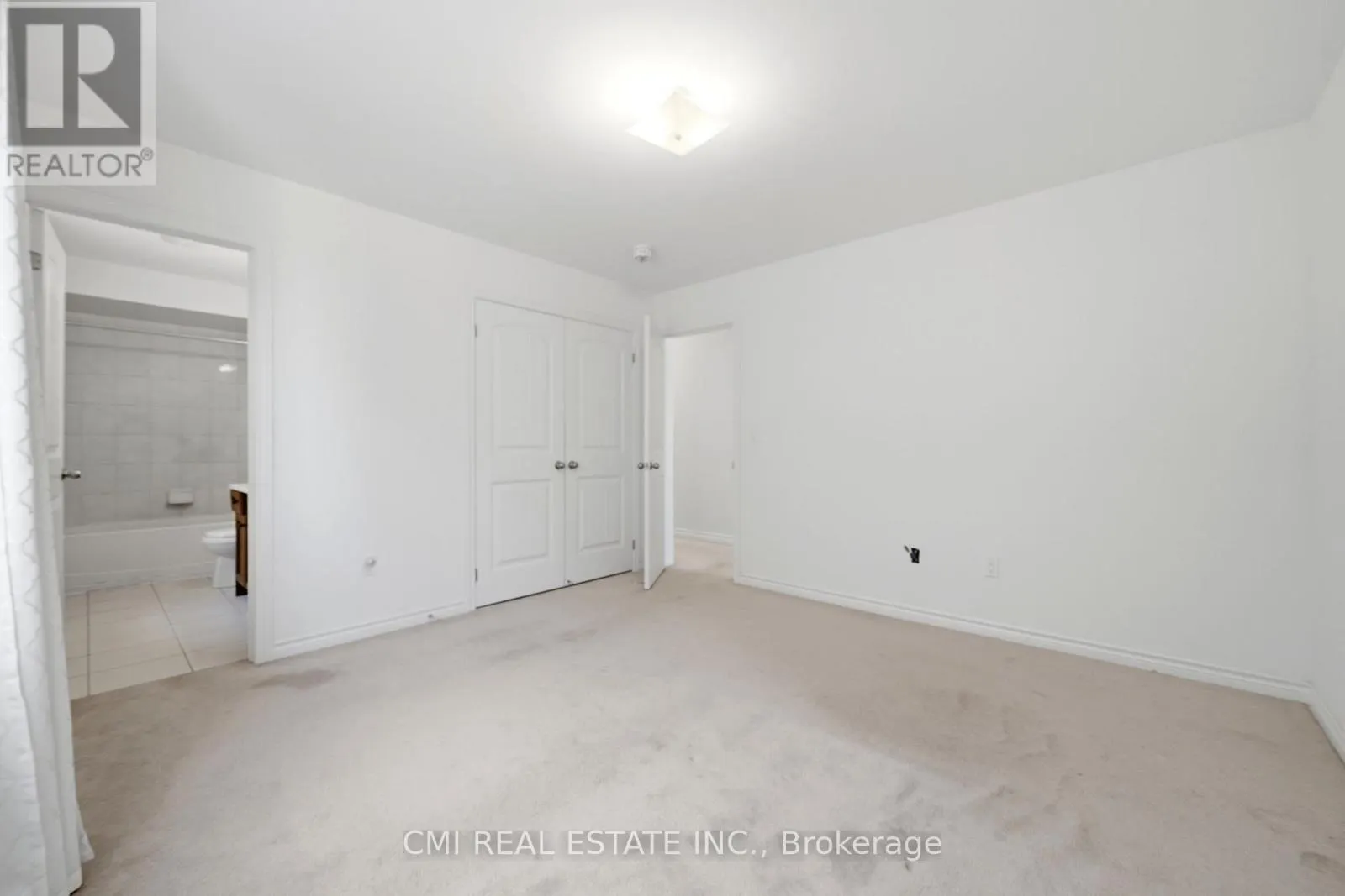 144 GOLD PARK GATE