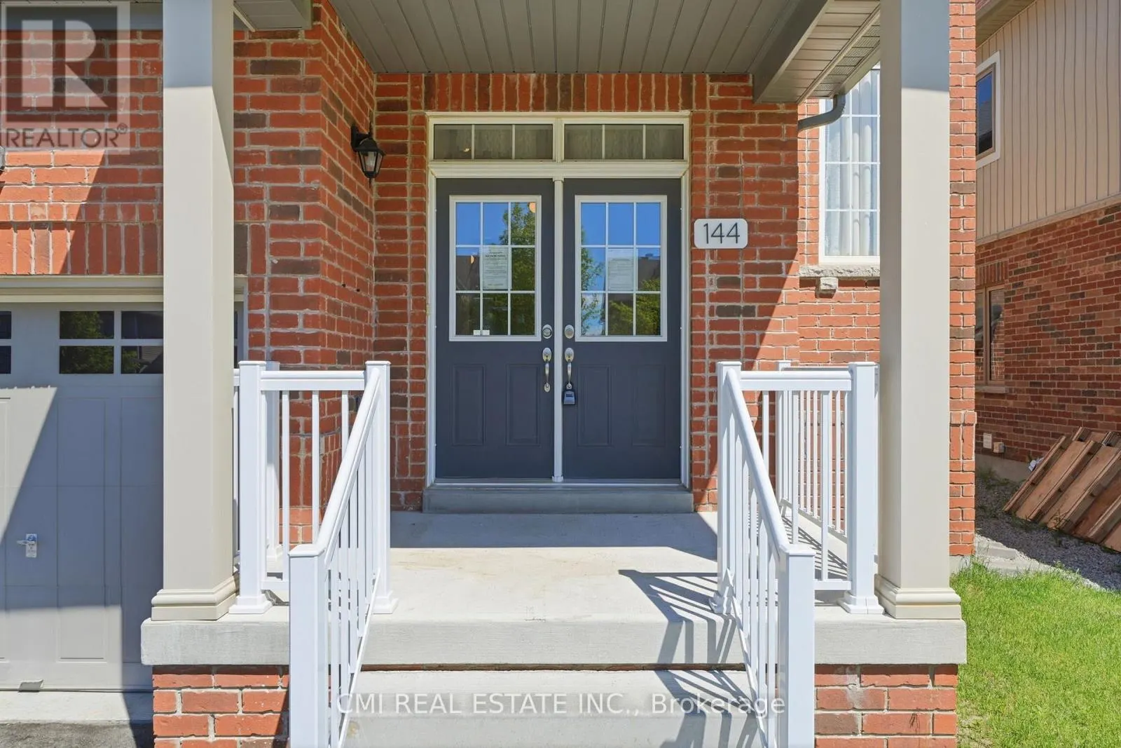 144 GOLD PARK GATE