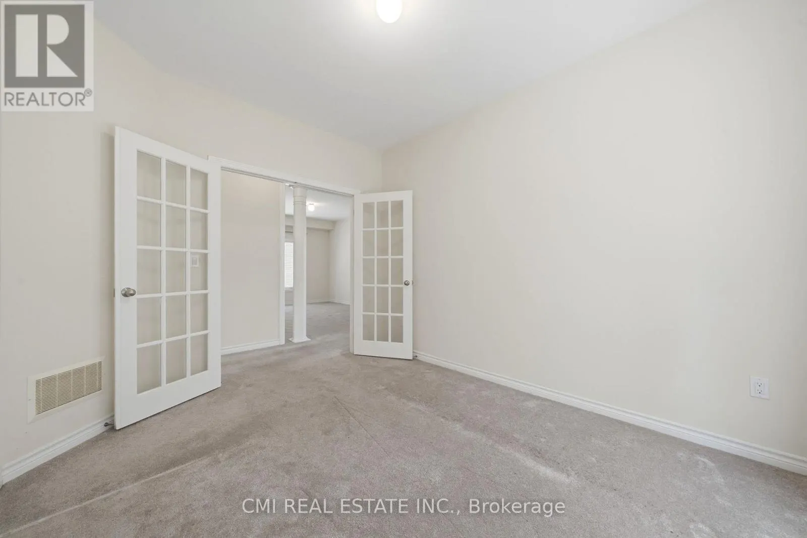 144 GOLD PARK GATE