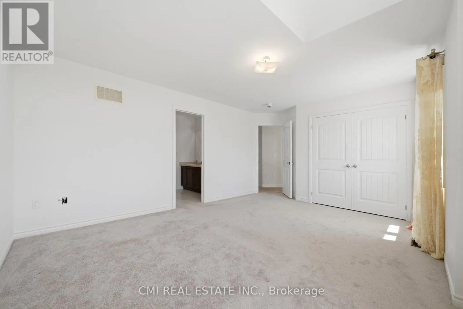 144 GOLD PARK GATE