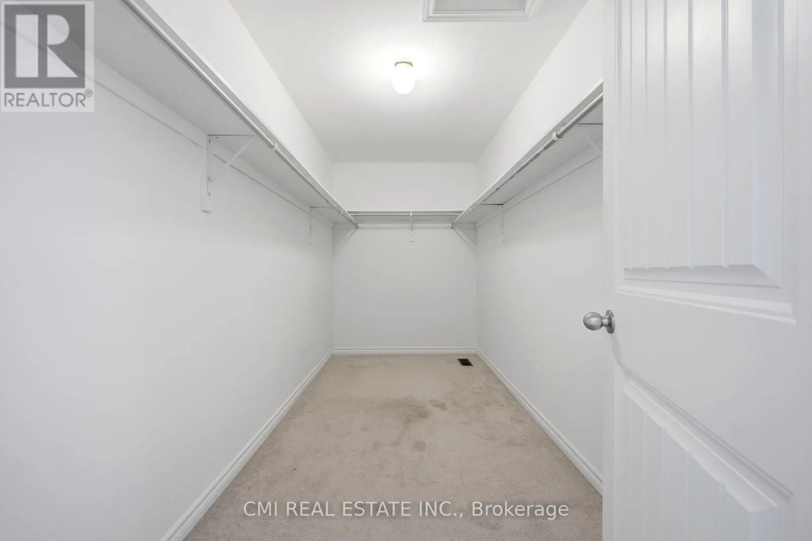 144 GOLD PARK GATE