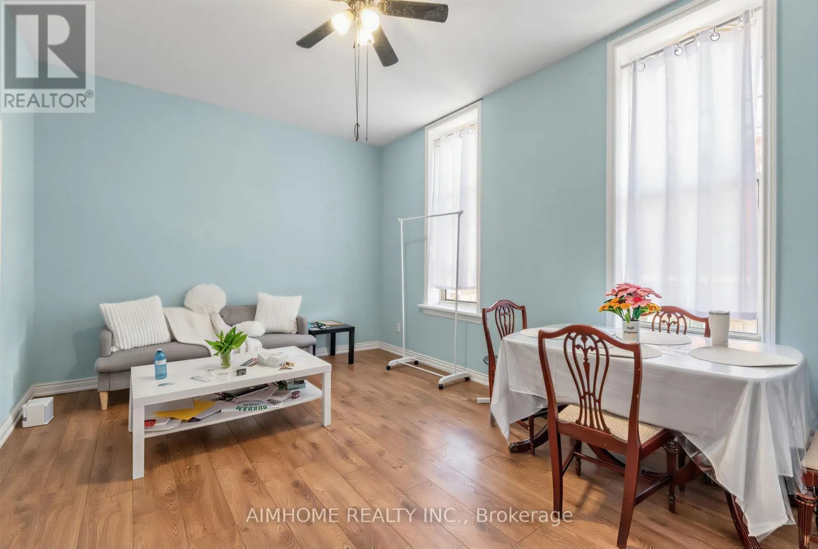 19-21 BROCK STREET W