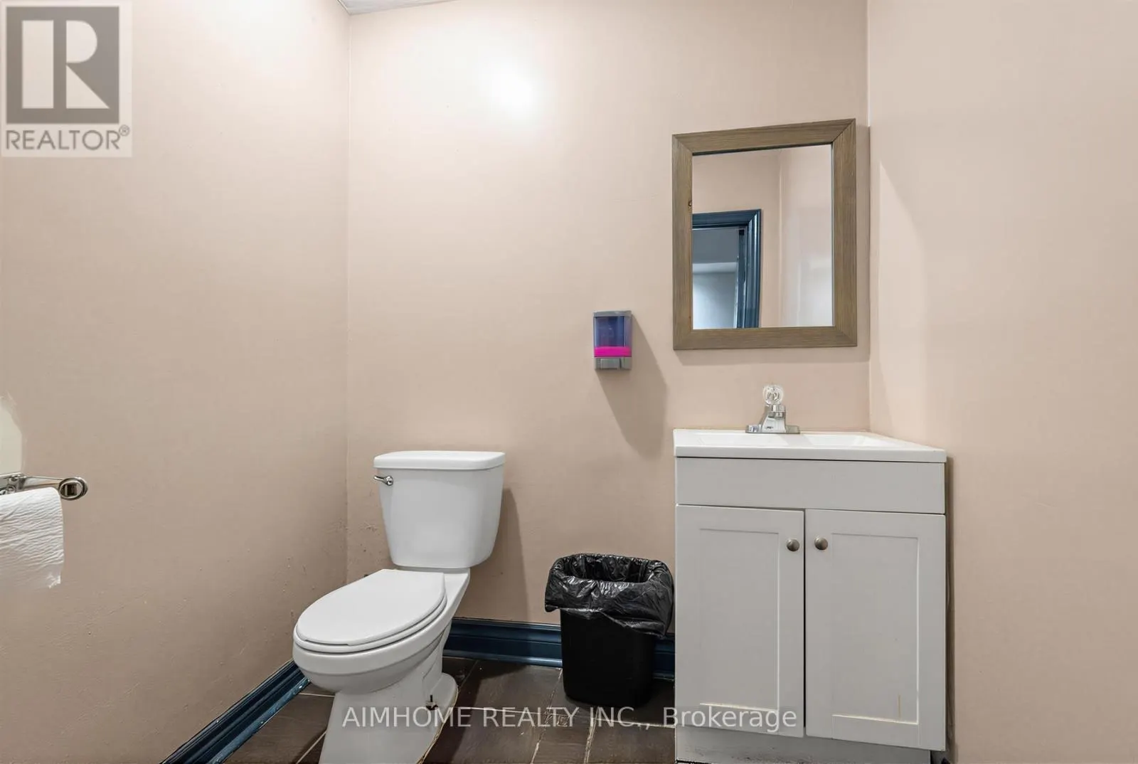 19-21 BROCK STREET W