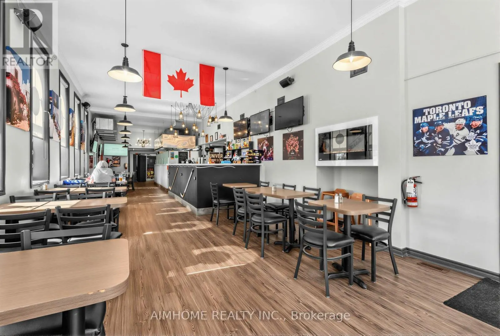 19-21 BROCK STREET W