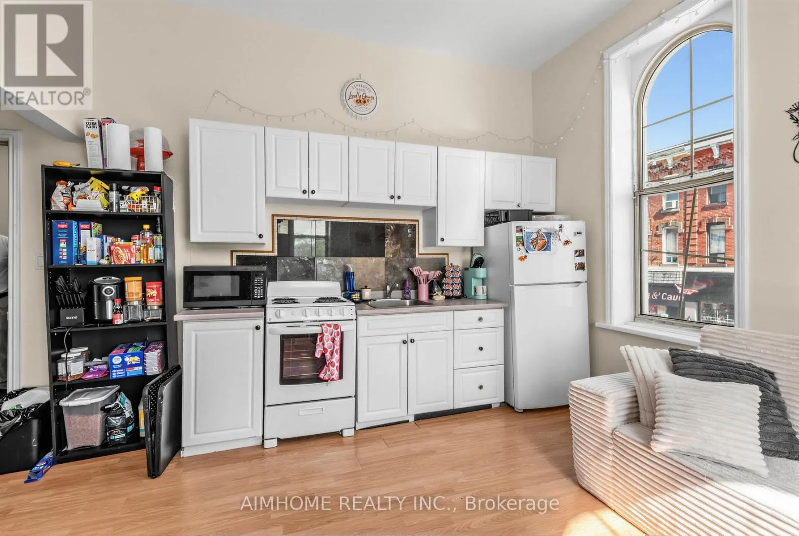 19-21 BROCK STREET W