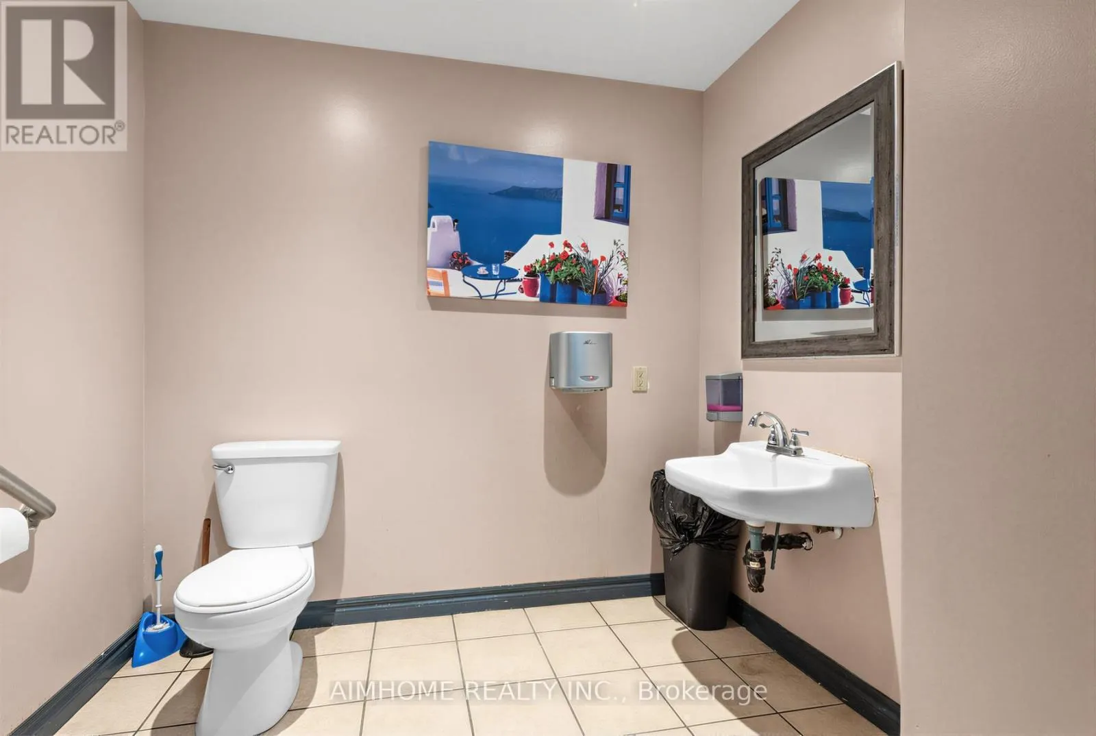 19-21 BROCK STREET W