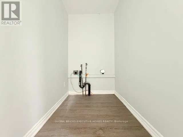 325 KING STREET